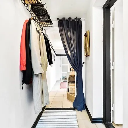 펜션 1 Bedroom Cozy In 론네